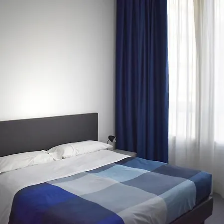 Homing Milano Navigli Suites アパートホテル ミラノ