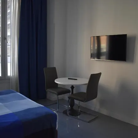 Homing Milano Navigli Suites アパートホテル *