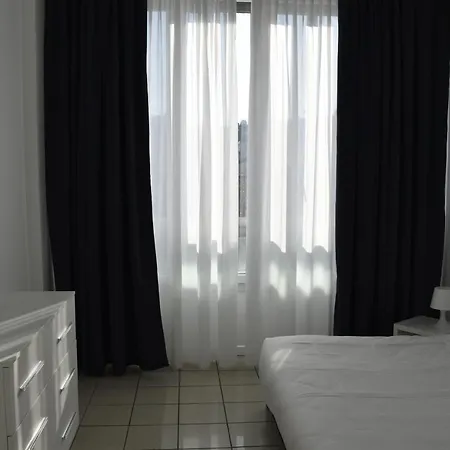 アパートホテル Homing Milano Navigli Suites *